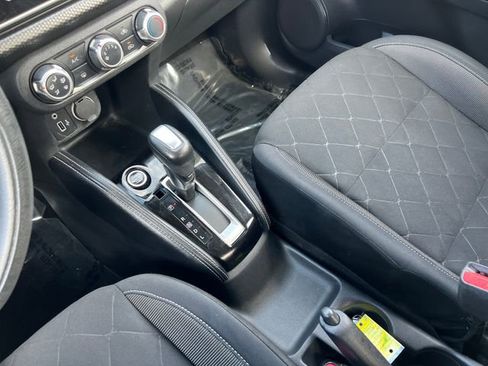 Used 2018 Nissan Kicks S w/ Exterior Package image 28