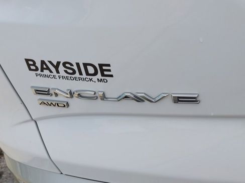 Used 2024 Buick Enclave Premium image 46