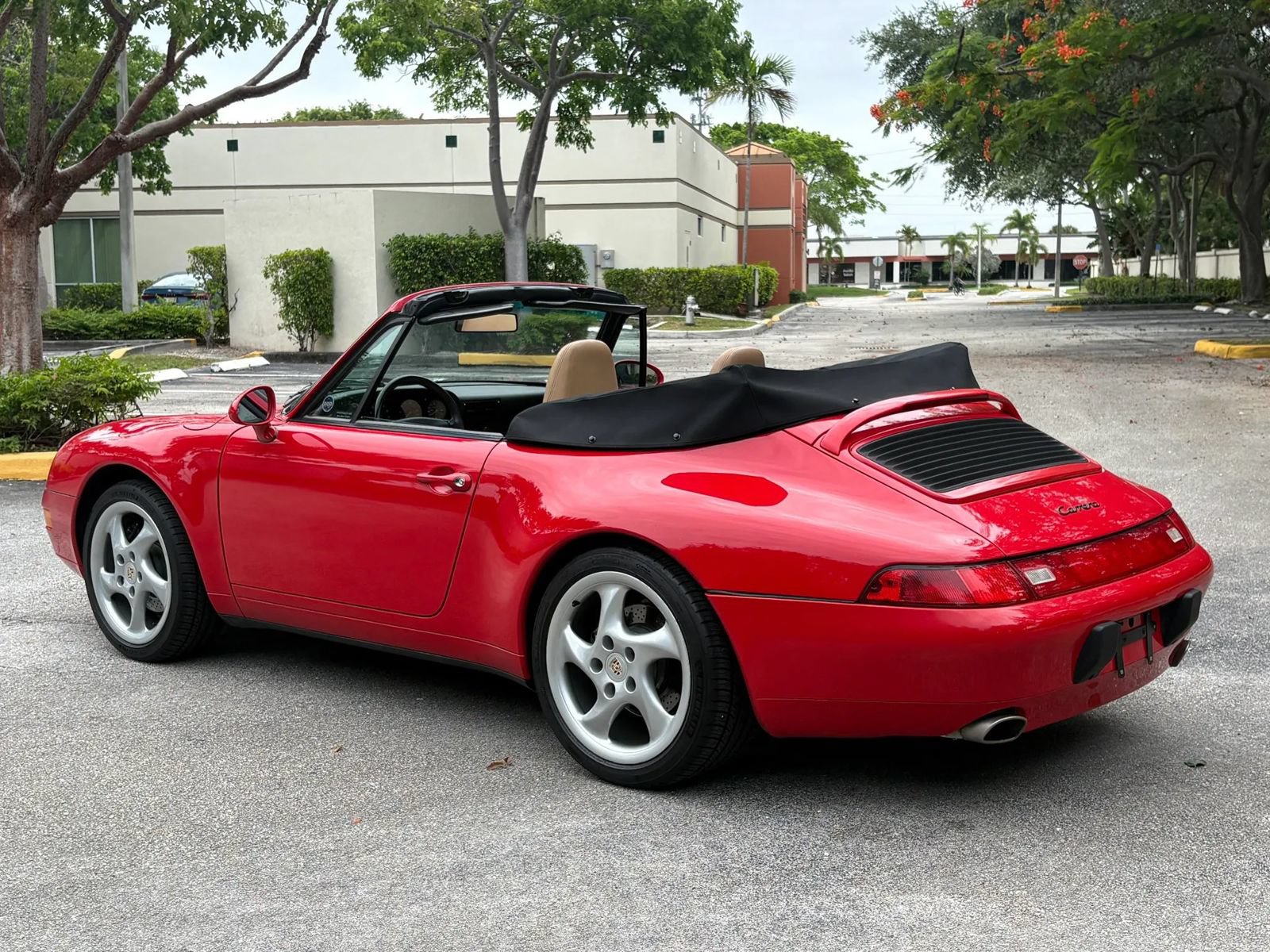 Used 1998 Porsche 911 Cabriolet image 3