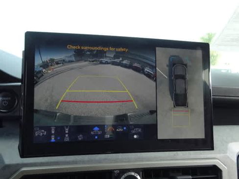 Used 2024 Toyota Tacoma 4x4 Double Cab Hybrid image 30