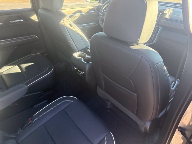 Used 2024 GMC Acadia Denali w/ Super Cruise Package FWD image 17