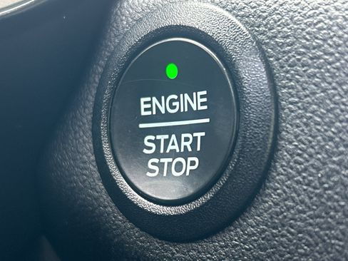 Used 2022 Ford Escape SE w/ SE Sport Appearance Package AWD/4WD image 20