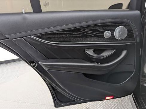 Used 2018 Mercedes-Benz E 43 AMG 4MATIC Sedan image 16