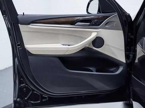 Used 2020 BMW X3 xDrive30i w/ Premium Package image 10