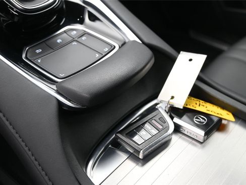 Certified 2024 Acura RDX SH-AWD image 6