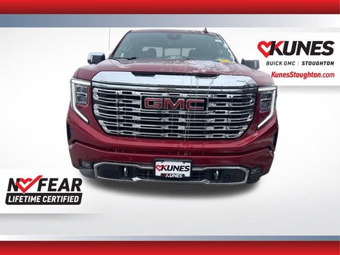 Used 2024 GMC Sierra 1500 Denali w/ Technology Package image 5
