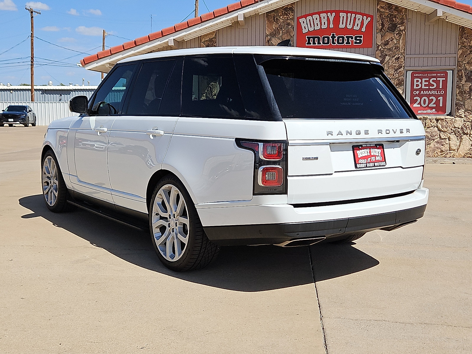 Used 2018 Land Rover Range Rover HSE AWD/4WD image 2