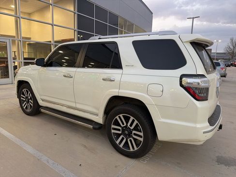 Used 2021 Toyota 4Runner Limited image 4