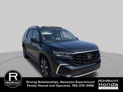 Used 2024 Honda Pilot Touring image 3