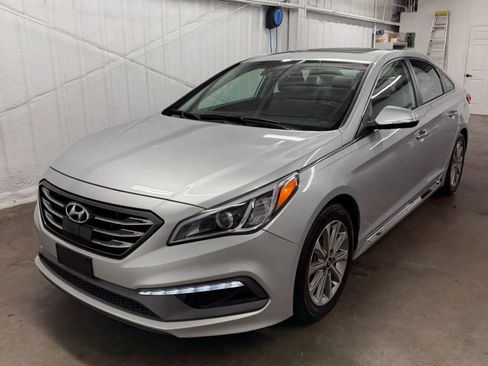 Used 2017 Hyundai Sonata Limited w/ Ultimate Package 04 FWD image 9