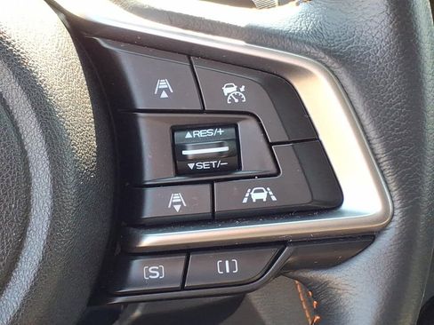 Used 2020 Subaru Crosstrek 2.0i Premium w/ Moonroof Package 2 image 11