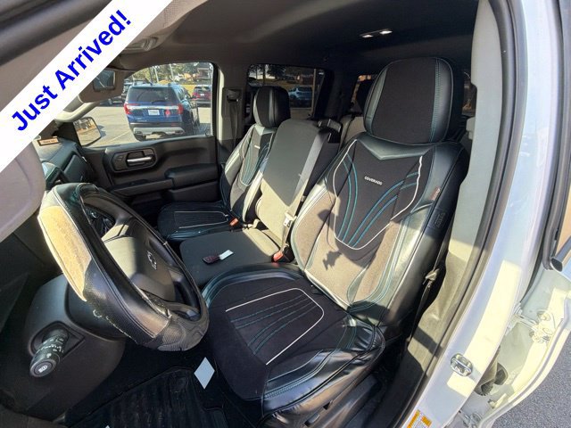 Used 2022 Chevrolet Silverado 1500 Custom Trail Boss w/ LPO, Dark Essentials Package AWD/4WD image 41