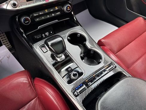 Used 2019 Kia Stinger GT2 image 42