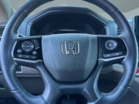 Used 2019 Honda Odyssey EX-L image 16