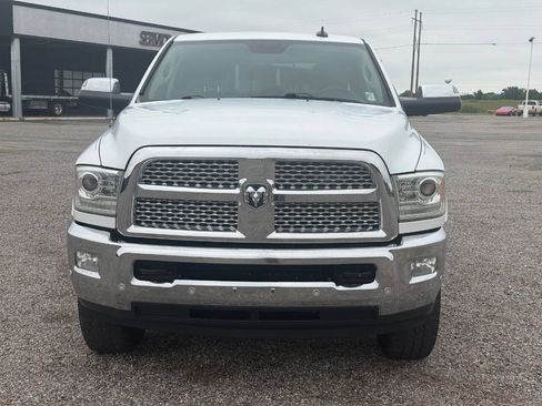 Used 2017 RAM 2500 Laramie AWD/4WD image 2