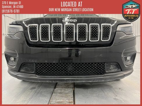 Used 2019 Jeep Cherokee Latitude w/ Popular Appearance Group FWD image 11