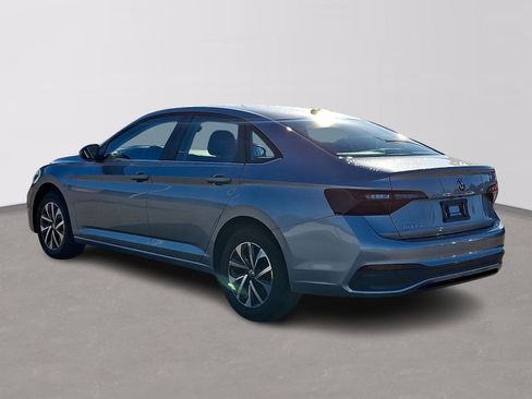 Used 2024 Volkswagen Jetta S image 4