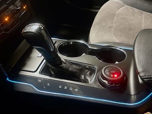 Used 2017 Ford Explorer XLT w/ Equipment Group 202A image 20