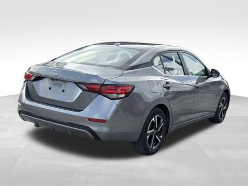 Used 2024 Nissan Sentra SV FWD image 5