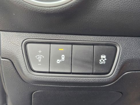 Certified 2023 Kia Forte LXS w/ LXS Technology Package image 24