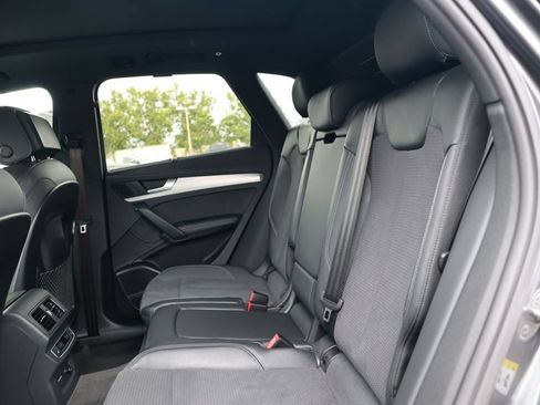 Used 2024 Audi Q5 e Prestige w/ Prestige Package AWD/4WD image 35