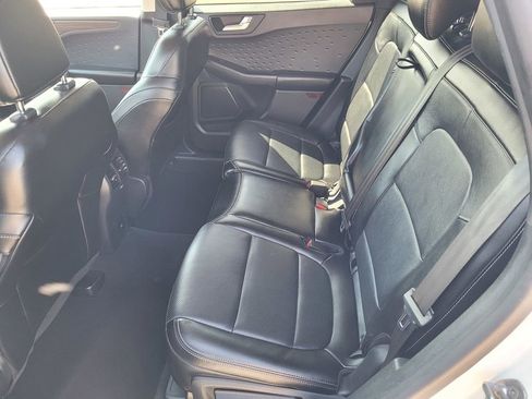 Used 2020 Ford Escape Titanium w/ Titanium Premium Package 2.0 image 9