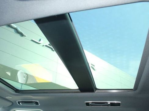 New 2026 Land Rover Range Rover Sport SE image 23