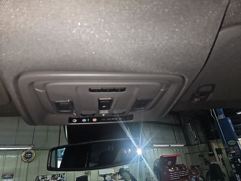 New 2026 GMC Sierra 1500 SLT w/ SLT Premium Plus Package image 18