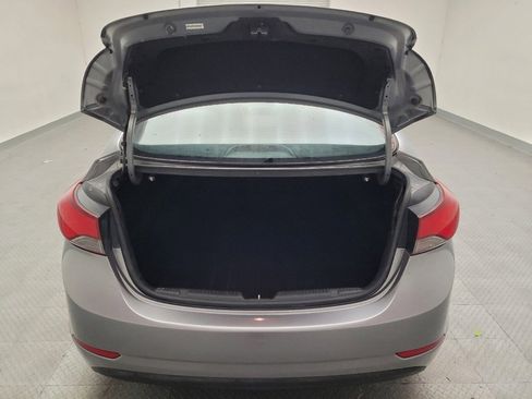 Used 2014 Hyundai Elantra SE FWD image 29