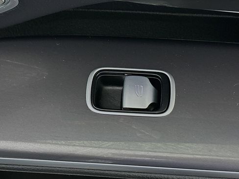 Used 2023 Mercedes-Benz EQS 450+ SUV image 29