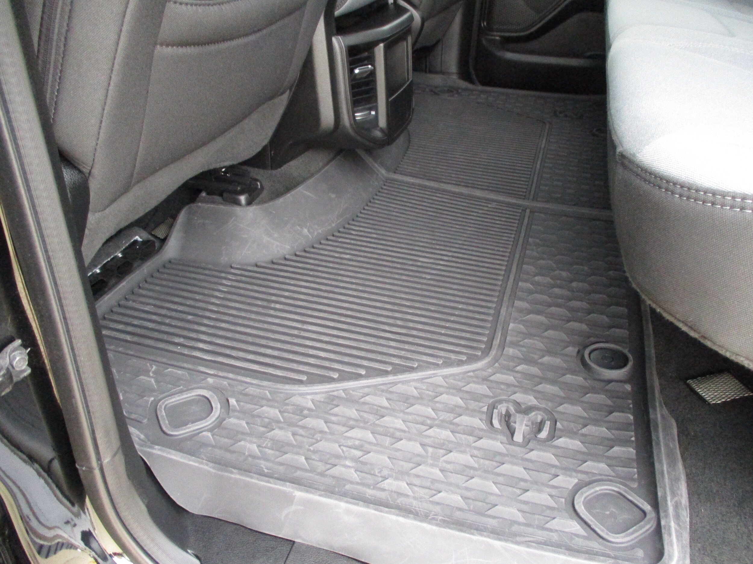 Used 2022 RAM 1500 Big Horn AWD/4WD image 35