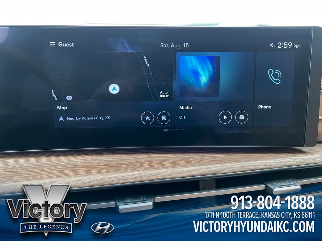 Used 2024 Hyundai Santa Fe Limited AWD/4WD image 18