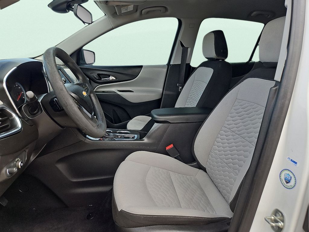 Used 2021 Chevrolet Equinox LS w/ LS Convenience Package FWD image 13
