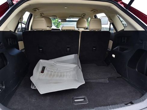 Used 2019 Ford Edge SEL w/ Equipment Group 201A FWD image 21