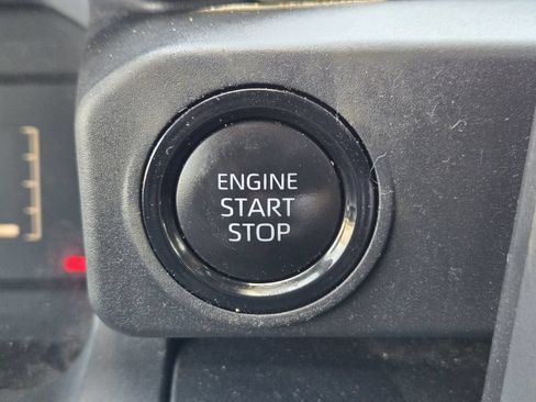 Used 2024 Toyota Tacoma SR RWD image 22