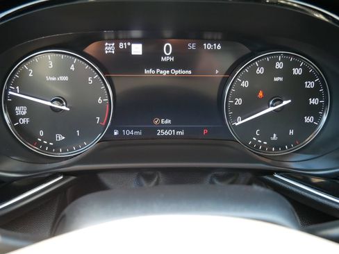 Used 2023 Buick Envision Avenir AWD/4WD image 38