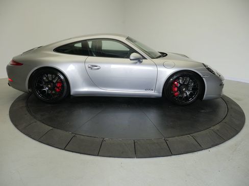 Certified 2015 Porsche 911 Carrera GTS RWD image 8