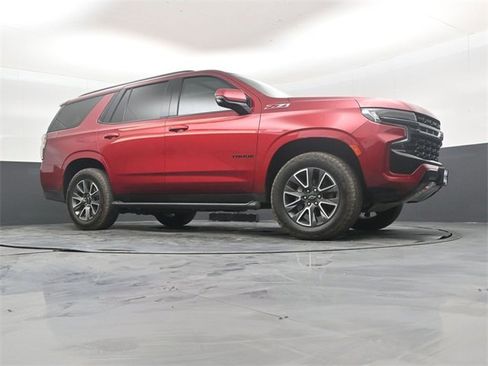 Used 2022 Chevrolet Tahoe Z71 w/ Luxury Package image 40