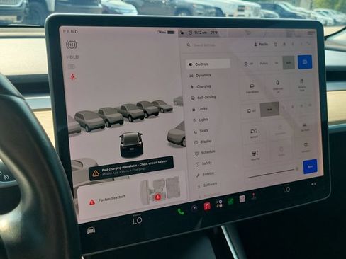 Used 2019 Tesla Model 3 Mid Range RWD image 15