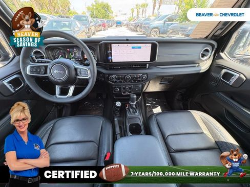 Used 2024 Jeep Wrangler High Altitude AWD/4WD image 23