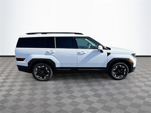 New 2025 Hyundai Santa Fe SEL image 8