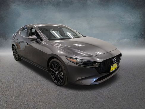 Used 2023 MAZDA MAZDA3 s AWD/4WD image 3