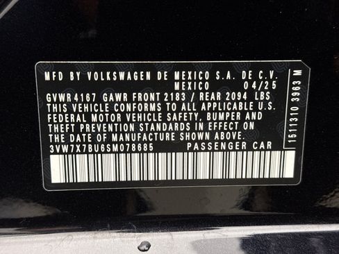 Used 2025 Volkswagen Jetta SE w/ Sunroof Package FWD image 22