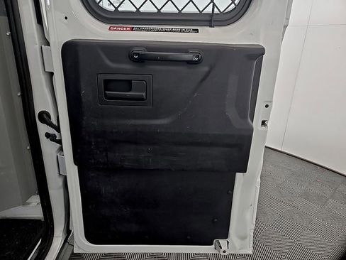 Used 2018 Ford Transit 250 130 Low Roof RWD image 12