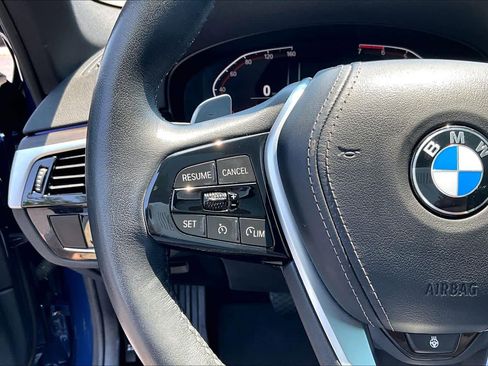 Certified 2023 BMW 530i xDrive w/ Premium Package AWD/4WD image 24