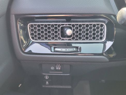 Used 2024 Honda Civic Sport image 21