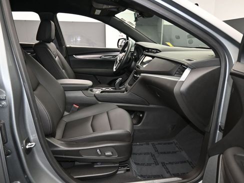 Used 2024 Cadillac XT5 Luxury image 47