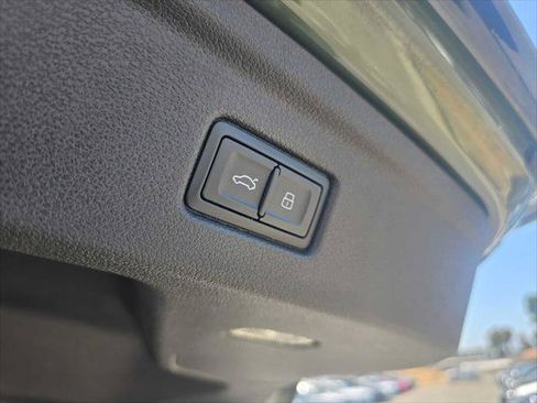 Used 2024 Audi S5 Premium Plus w/ Premium Plus Package AWD/4WD image 15