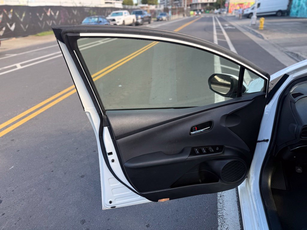 Used 2016 Toyota Prius Two FWD image 8