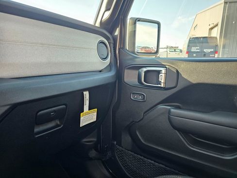 New 2025 Jeep Wrangler Unlimited Sport AWD/4WD image 25